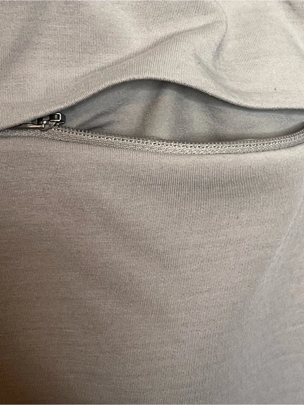 Lululemon GridLiner Fleece Joggers Mens Sz S Heathered Dove Gray